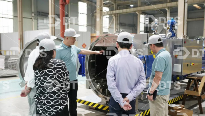 DTS & Amcor Sign Agreement (3).jpg